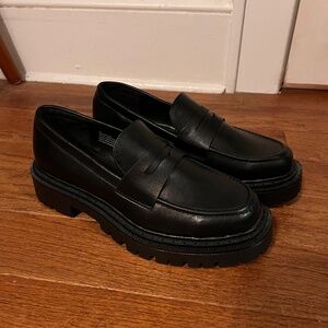American Eagle Loafers